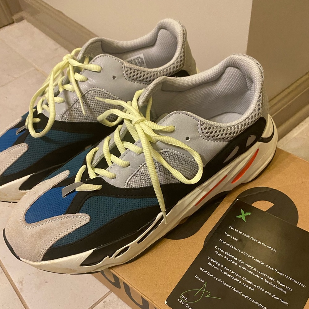 Yeezy 700 boost